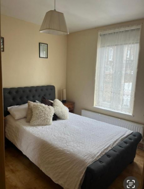 Queens Crescent